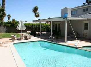 4526 Newton Dr, Las Vegas, NV 89121