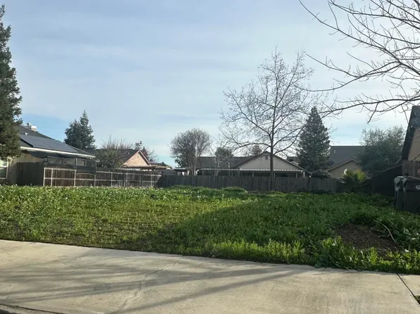 1370 Meadow Avenue, Exeter, CA 93221