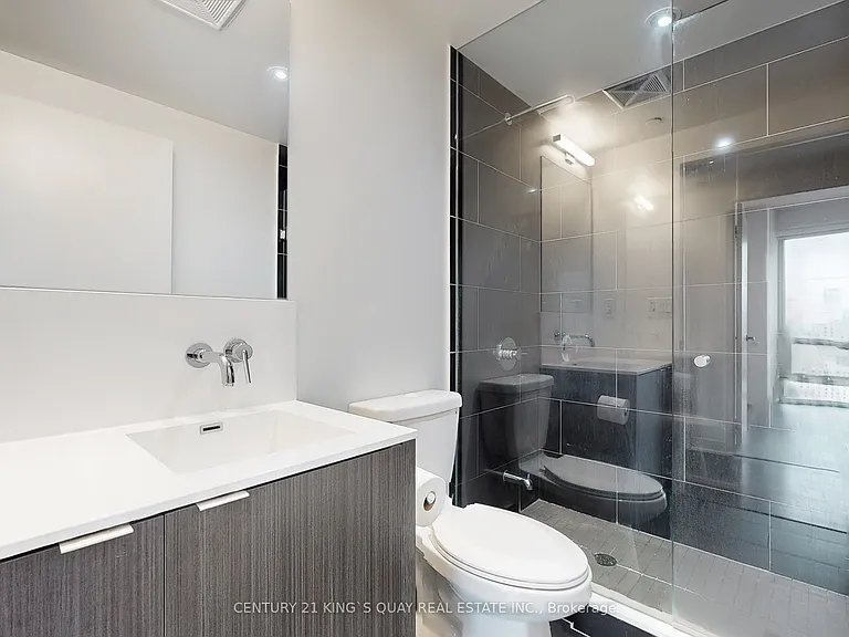 88 Harbour St #4204 — Photo 24