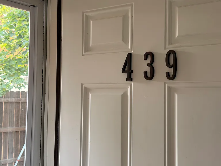 439 S Marion Ave #B — Photo 4