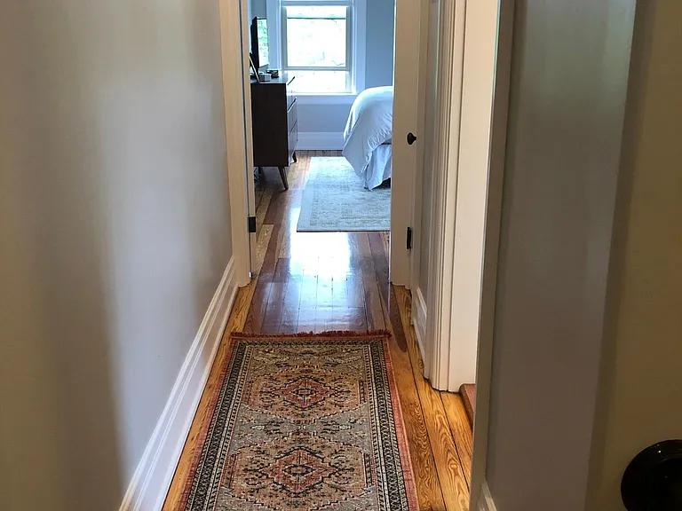 1343 Greenup St — Photo 10