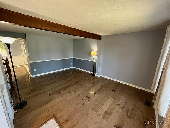 5th image of 8062 Mill Creek Cir