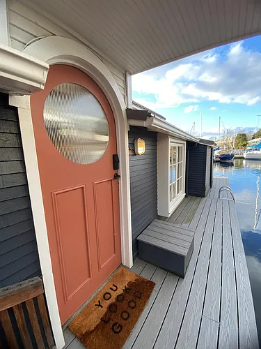 1409 NE Boat St #3 Photo 1