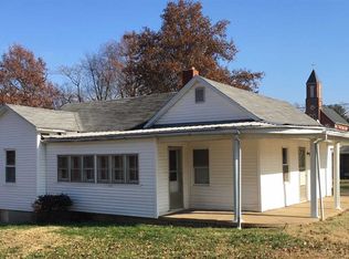 106 E Spring St, Chrisney, IN 47611