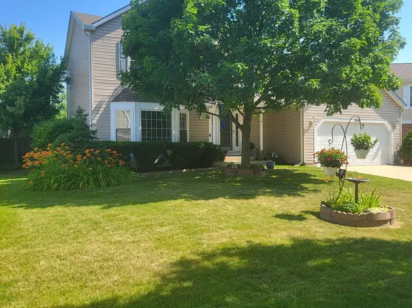 1348 Candlewood Ln, Hoffman Estates, IL 60169