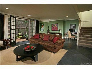 2nd image of 24440 Victory Blvd APT 14