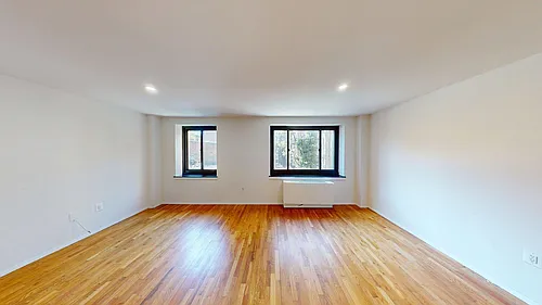 284 Mott St Photo 1