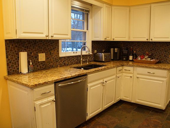4th image of 5240 Richwood Dr