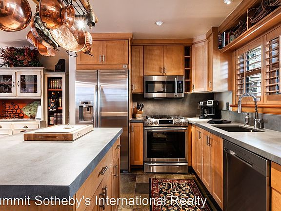 4th image of 665 Deer Valley Dr #7