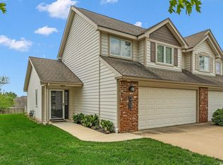 4925 Stoneback Pl, Lawrence, KS 66047