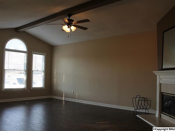 5th image of 101 Gerald Dr