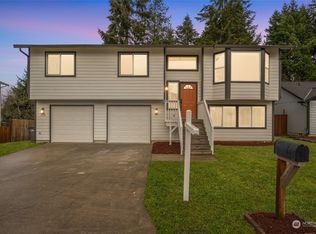 2163 SE Galeel Ct, Pt Orchard, WA 98366