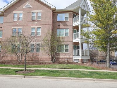 418 56th St Unit 111, Kenosha, WI, 53140