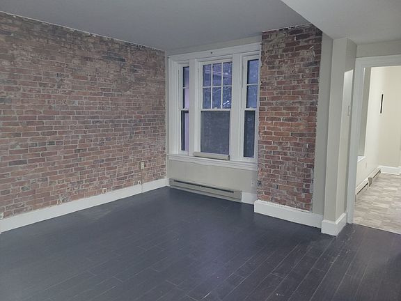 2nd image of 2137 Green St Floor 2
