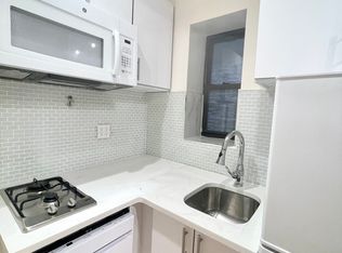 219 W 16th St, New York, NY 10011