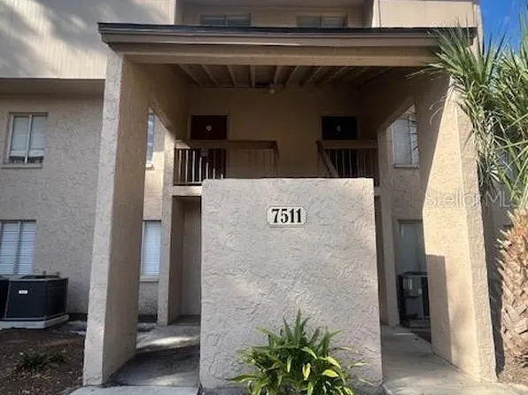 7511 PRESLEY PLACE #102, TAMPA, FL 33617