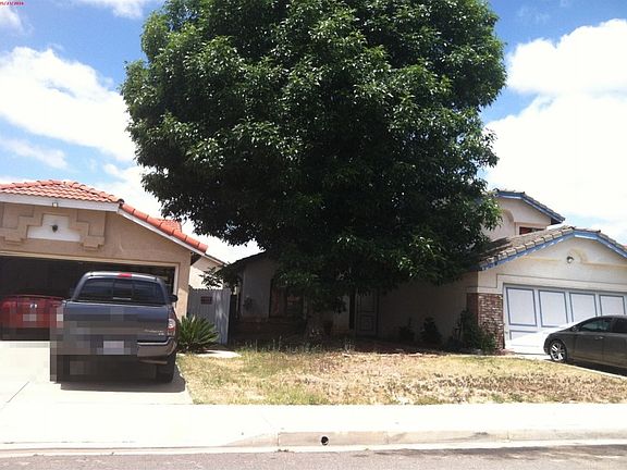 2nd image of 27547 Avenida Halago