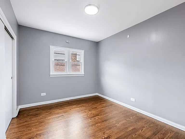 3841 W Eddy St #2 — Photo 6