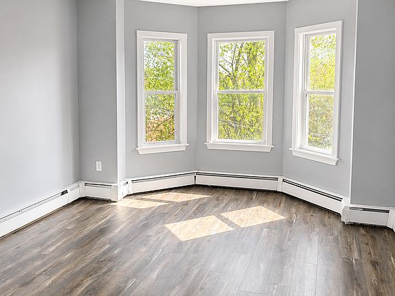 2nd image of 56 Judson St #2