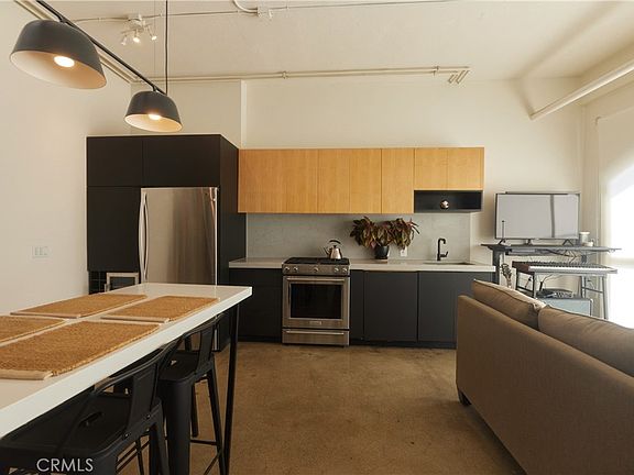 3rd image of 315 E 8th St APT 205