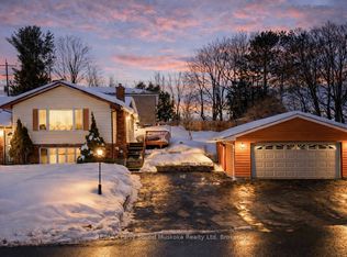 2 Laird Dr, Parry Sound, ON P2A1P5