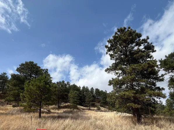 4 Willeys Hls, Valentine, NE 69201