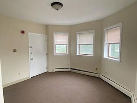 5th image of 88-90 Pidge Ave #3
