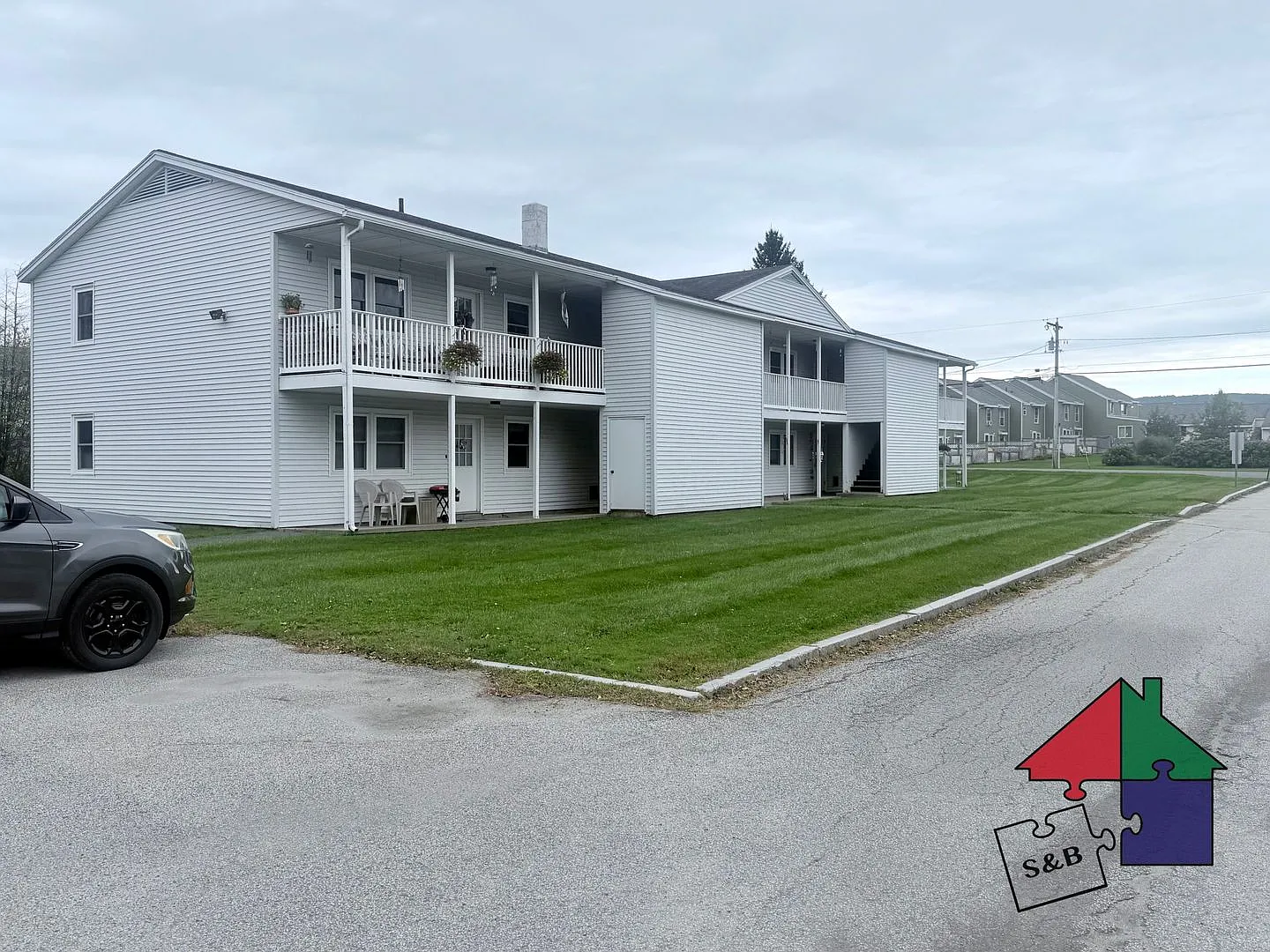 111-113 Allen St — Photo 1