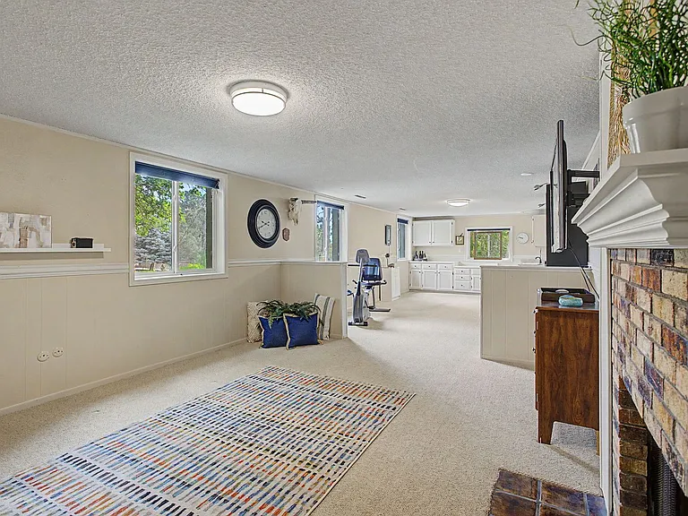 735 Big Valley Dr — Photo 24