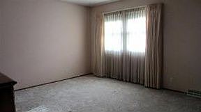 5th image of 1102 Valleyway Dr