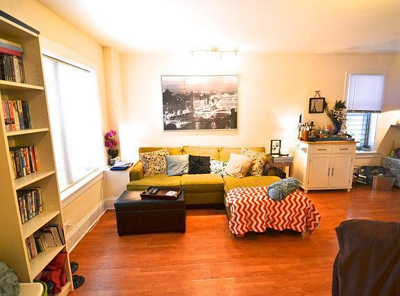 5th image of 2430 N Marshfield Ave #G