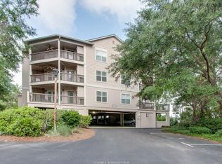 409 Cresthaven Dr, Hilton head island, SC 29316