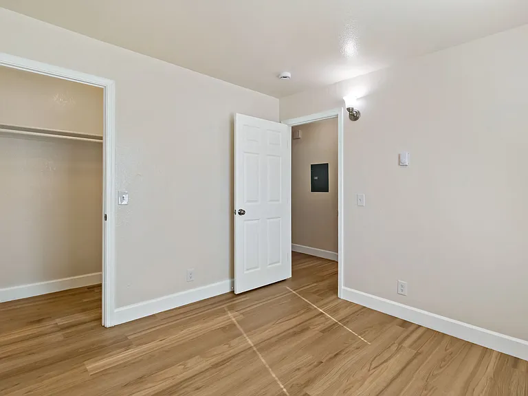10900 Macarthur Blvd #2 — Photo 6