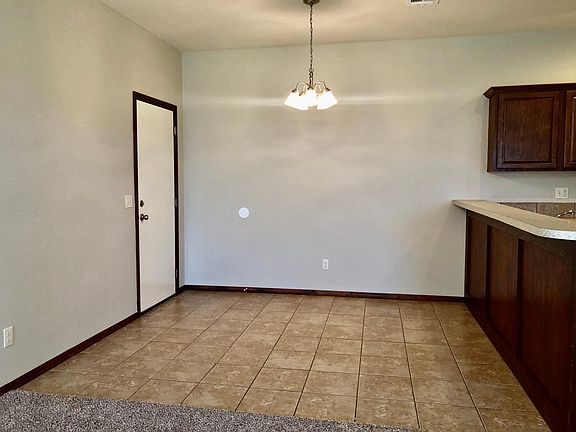3rd image of 1621 W 24th Ave