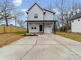 1605 Williams Rd, Monroe, NC 28110