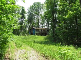 12717 Burton Heights Blvd, Burton, OH 44021