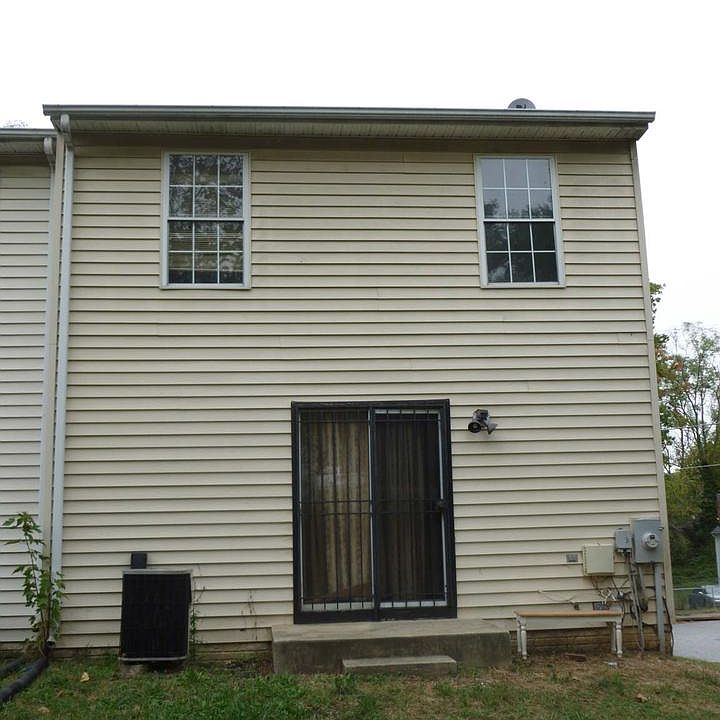 2nd image of 5611 Kolb St