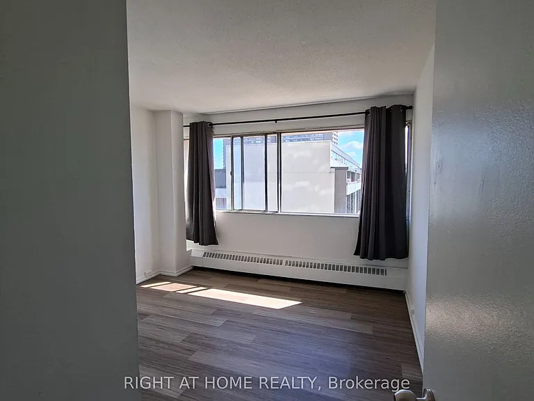 10 Sunny Glenway #511 — Photo 18