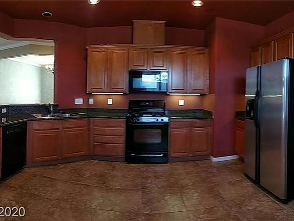 3rd image of 8948 Echo Grande Dr