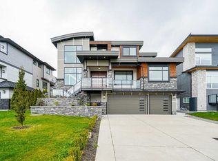 2705 Eagle Peak Dr, Abbotsford, BC V3G0C8