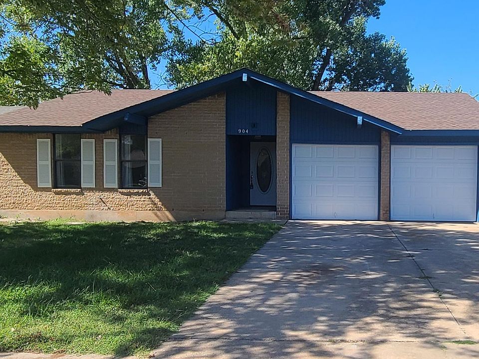 1st image of 904 Branchwood Ct