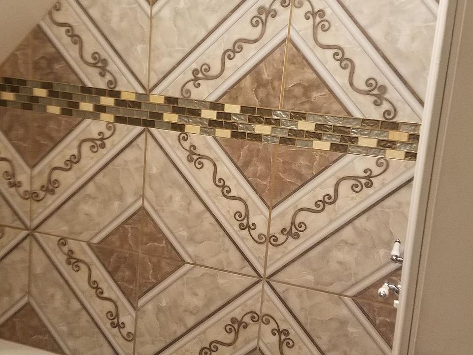 2nd image of 2444 W 46th St #1