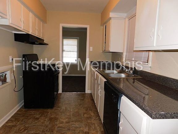4th image of 3649 Philsdale Ave