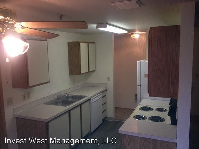 1st image of 12514 SE 7th St APT D40