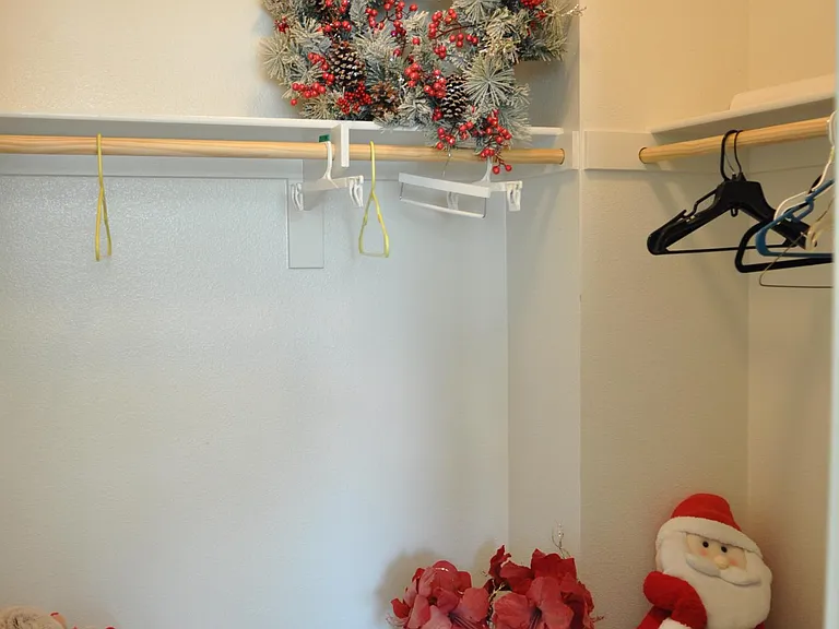 460 Prosperity Dr — Photo 8
