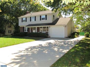 818 Heritage Rd, Cinnaminson, NJ 08077