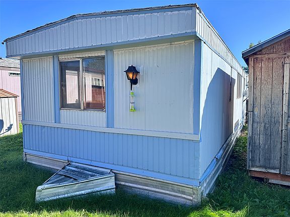 5th image of 529 S Caravan St