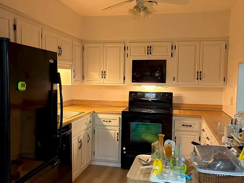 2800 Pease Dr #213S