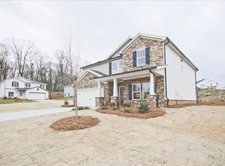 296 Pawtucket Ln, Pendergrass, GA 30567