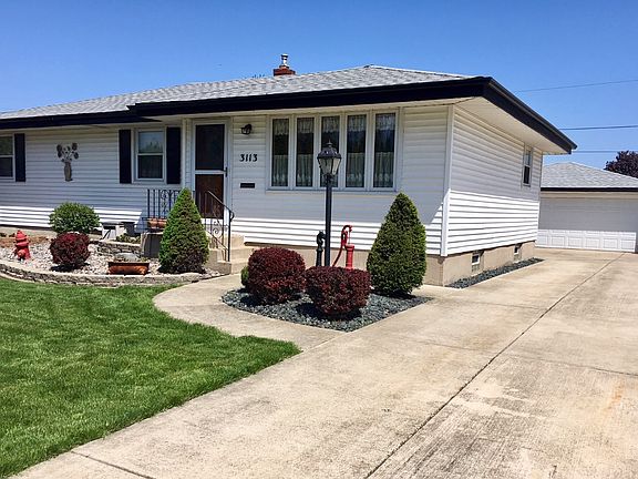 Newer large driveway